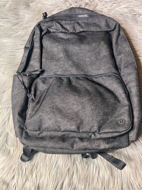 NWT lululemon Everywhere backpack tech canvas